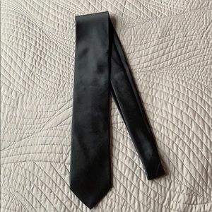 NWOT Saks Fifth Ave 100% Silk Neck Tie